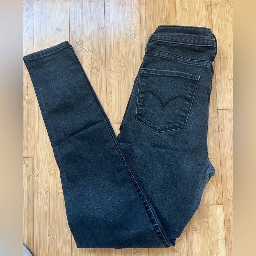 Levi's Women's 720 Super Skinny Gray Skinny Jeans